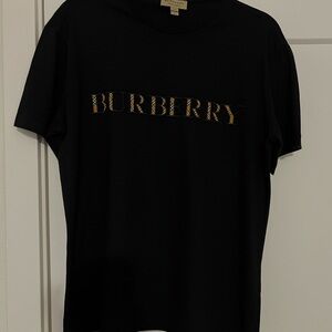 Burberry t shirt